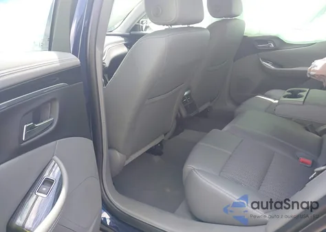 2018 Chevrolet Impala 1Lt z USA, uszkodzony, nr VIN 2G1105S30J9119983